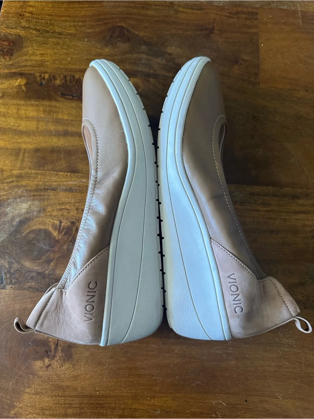Vionic Jacey tan leather wedge comfort shoes ladies size 8.5